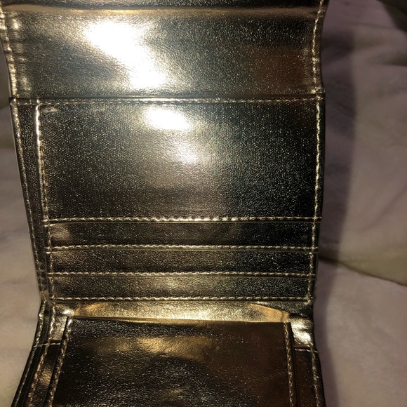 🌟NWT🌟Faux Snake Print Lock Wallet - Picture 5 of 8